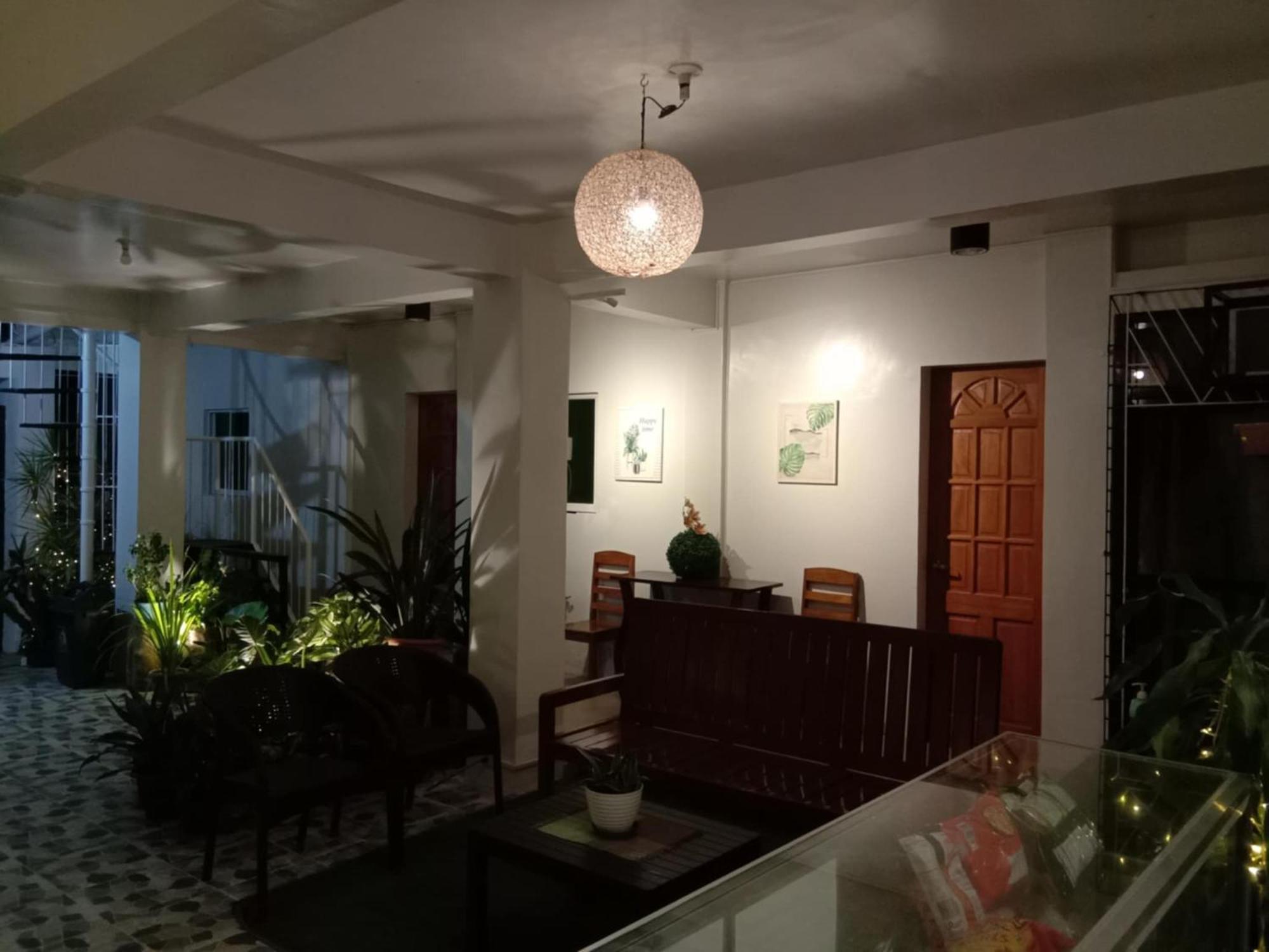 Jcv Rooms Surigao Eksteriør bilde