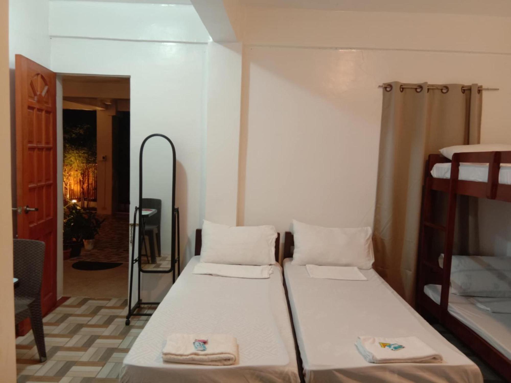 Jcv Rooms Surigao Eksteriør bilde